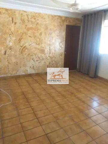 Apartamento à venda com 2 quartos, 80m² - Foto 1