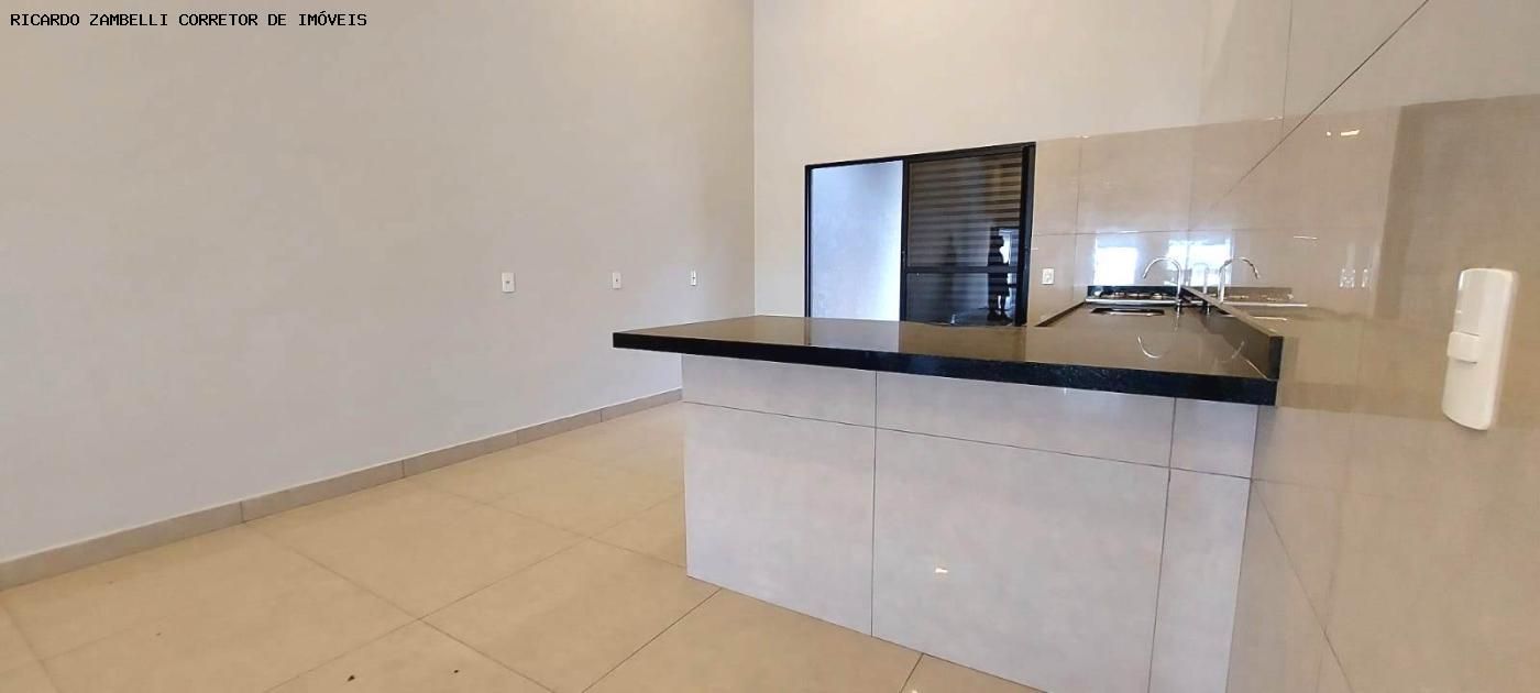 Casa à venda com 3 quartos, 250m² - Foto 11