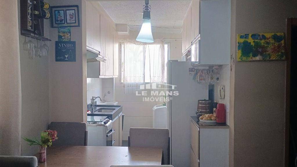 Apartamento à venda com 3 quartos, 86m² - Foto 4