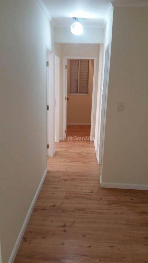 Apartamento à venda com 3 quartos, 75m² - Foto 16