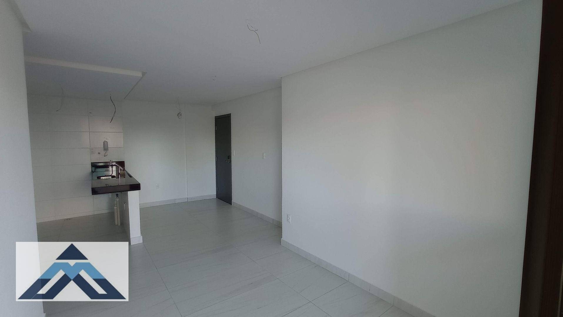 Apartamento à venda com 2 quartos, 61m² - Foto 11