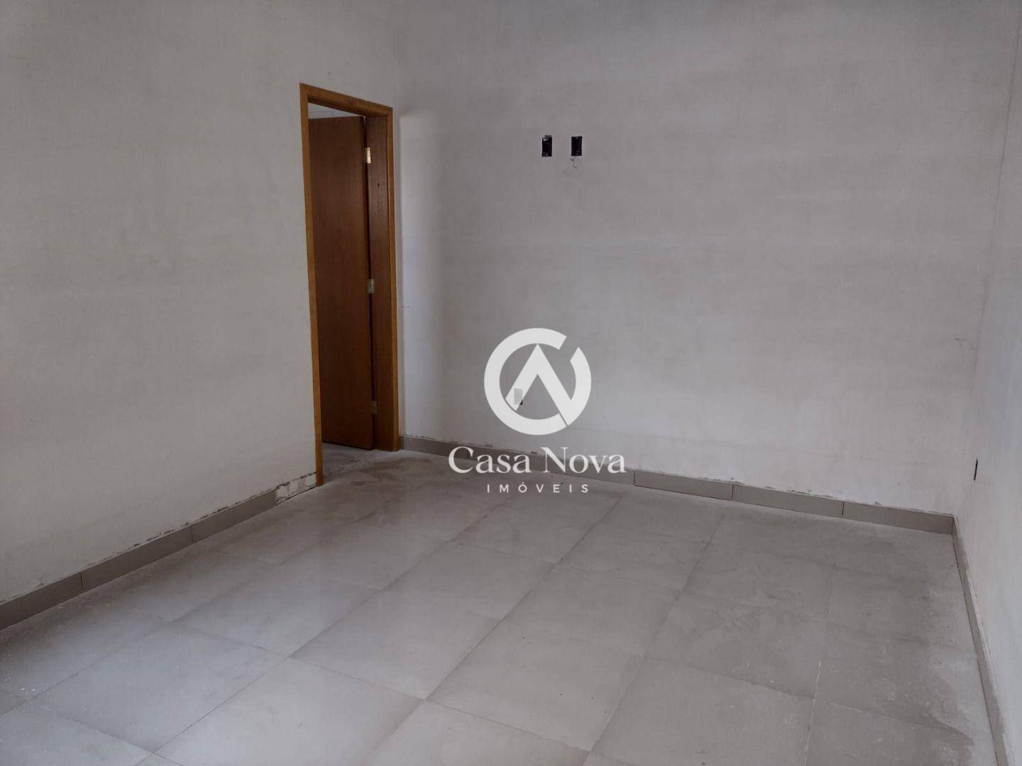 Casa à venda com 2 quartos, 60m² - Foto 5