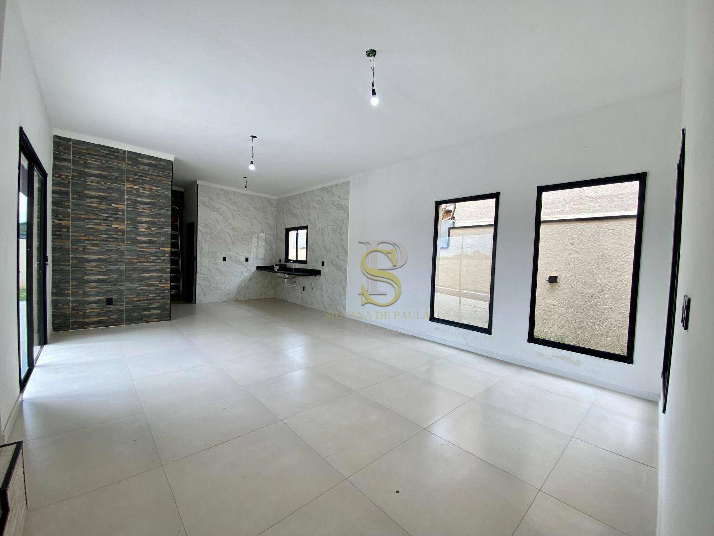Casa à venda com 3 quartos, 150m² - Foto 4