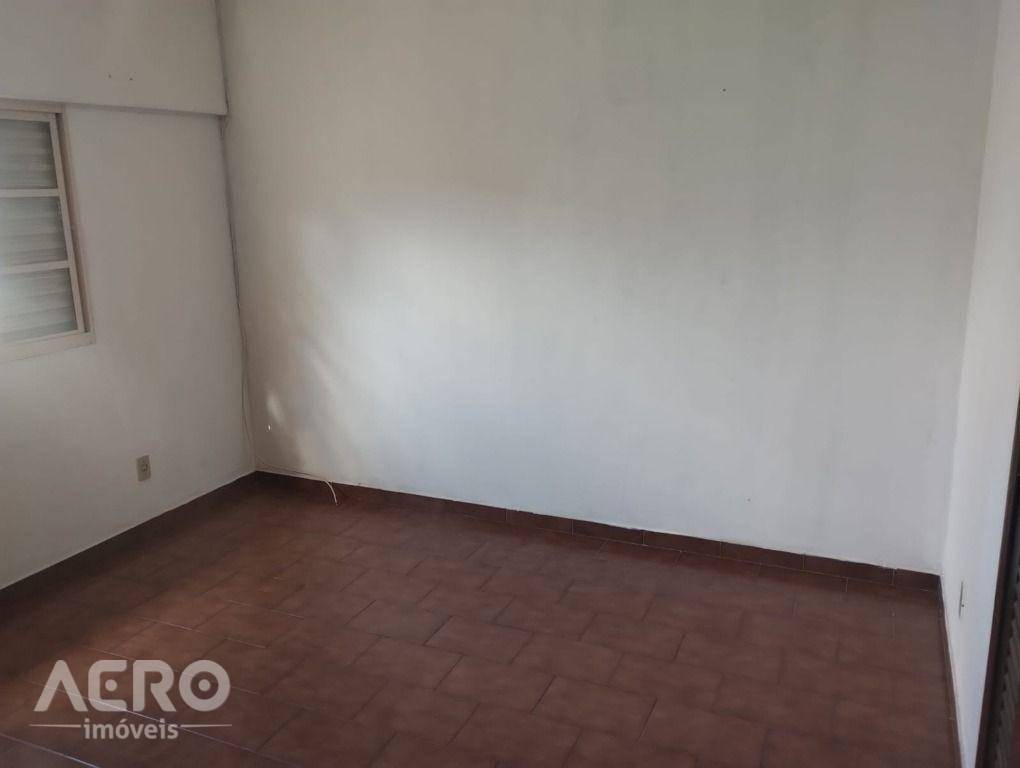 Casa à venda e aluguel com 2 quartos, 82m² - Foto 19