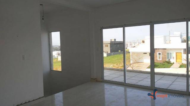 Casa de Condomínio à venda com 3 quartos, 211m² - Foto 6