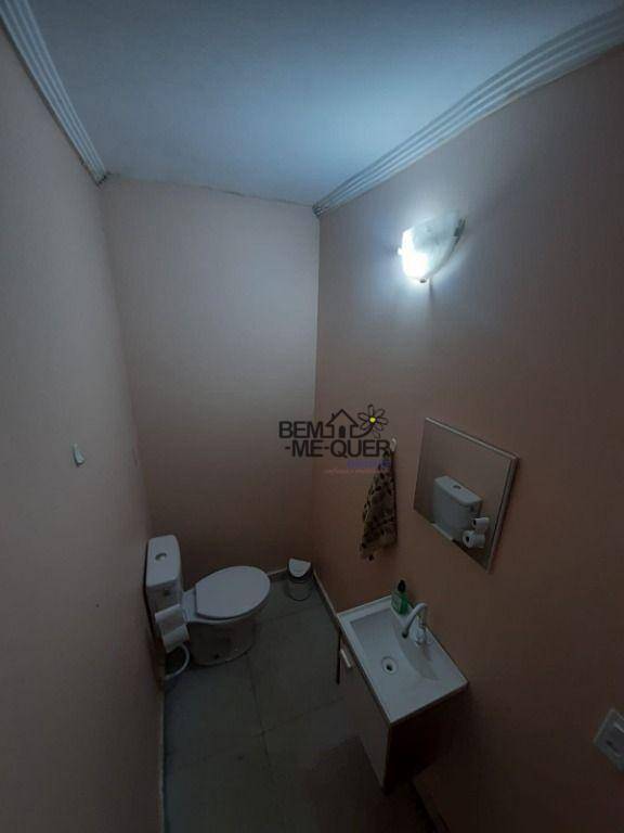 Sobrado à venda com 3 quartos, 200m² - Foto 13