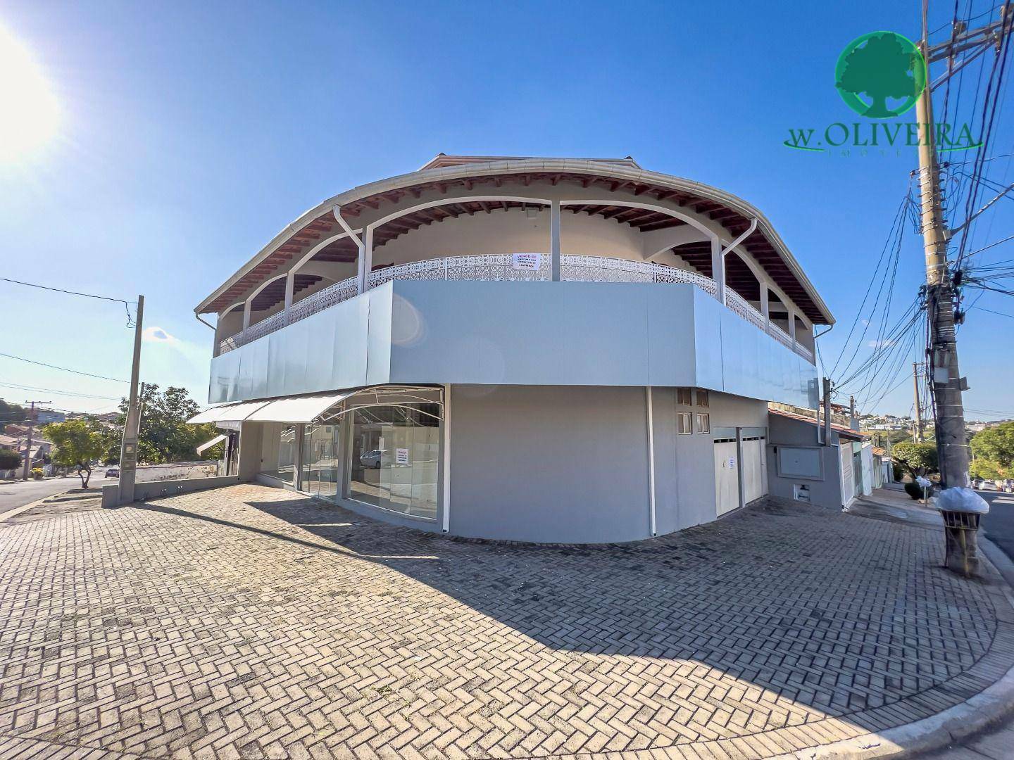 Sobrado à venda com 3 quartos, 379m² - Foto 3