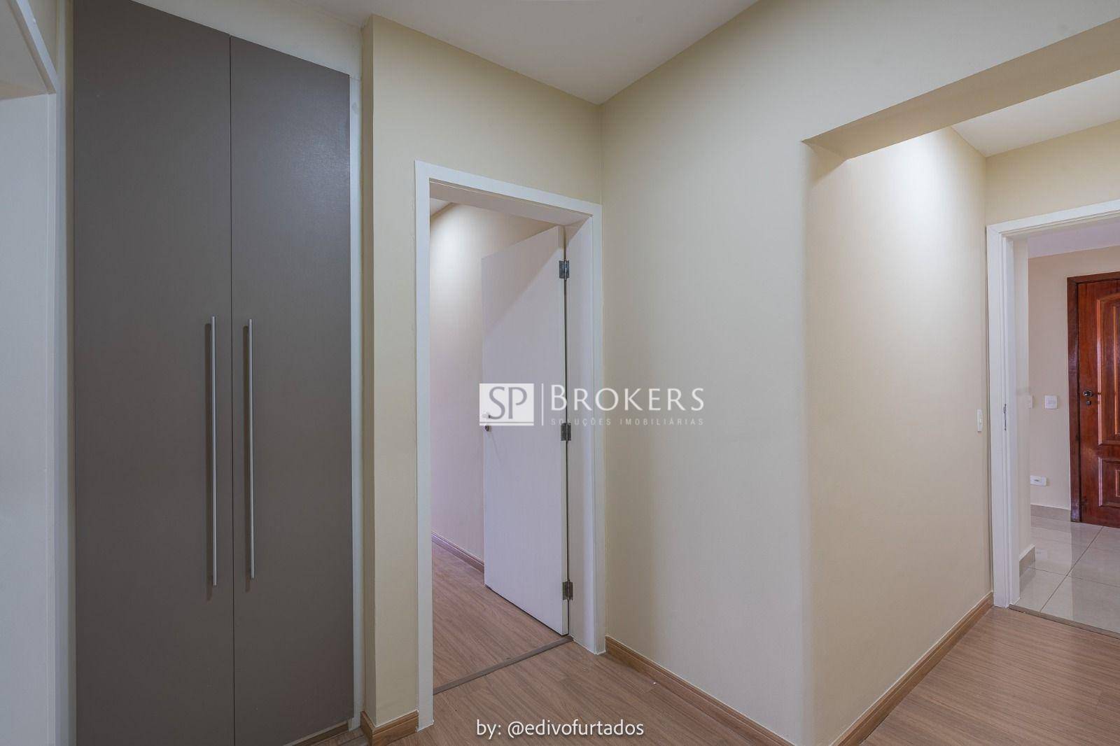 Apartamento para alugar com 3 quartos, 185m² - Foto 21