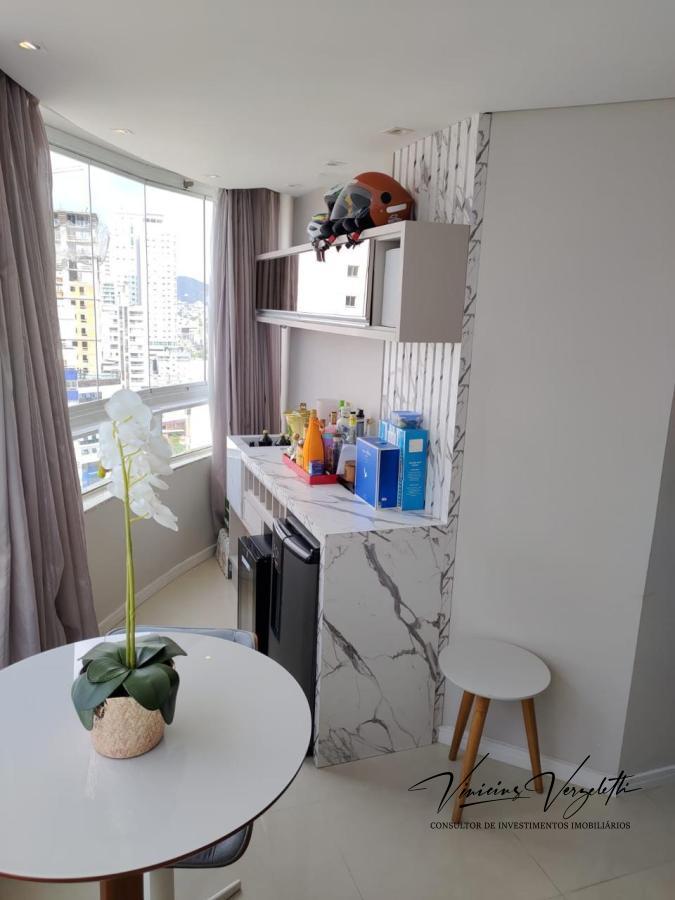 Apartamento à venda com 3 quartos, 120m² - Foto 12