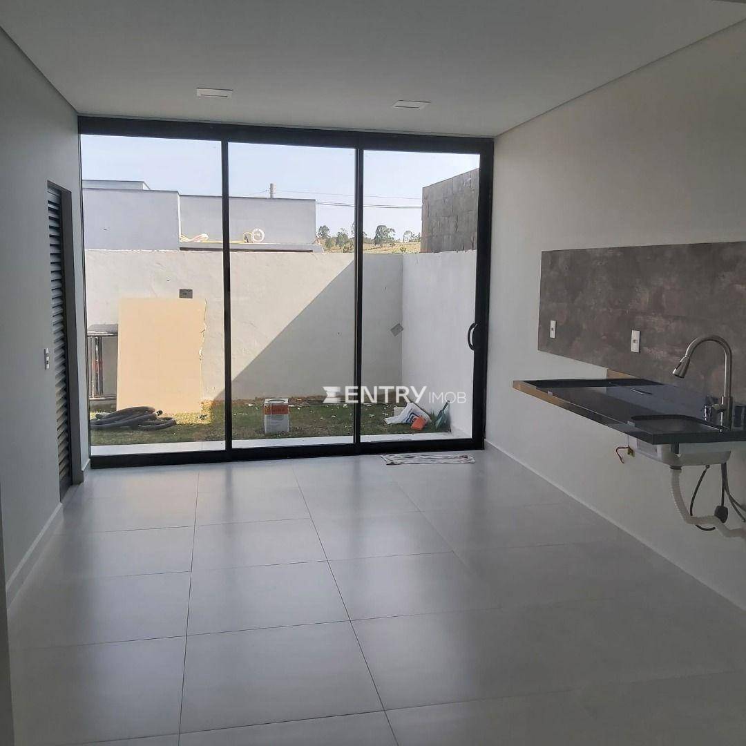 Casa de Condomínio à venda com 3 quartos, 165m² - Foto 4