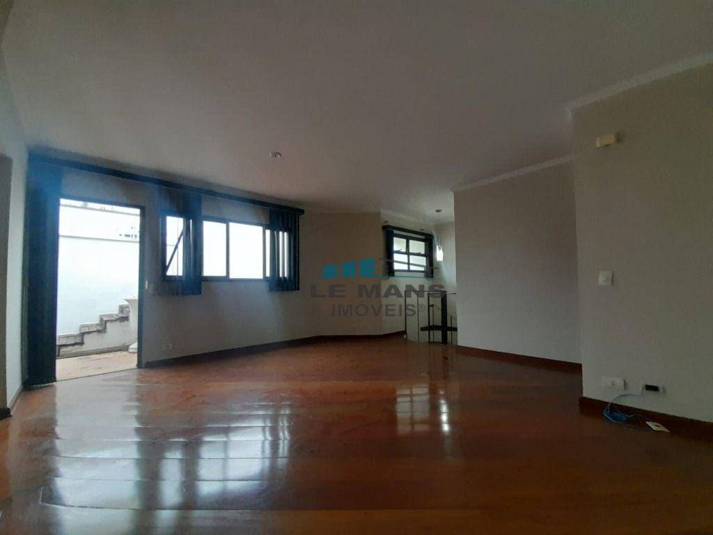 Apartamento à venda com 3 quartos, 196m² - Foto 1