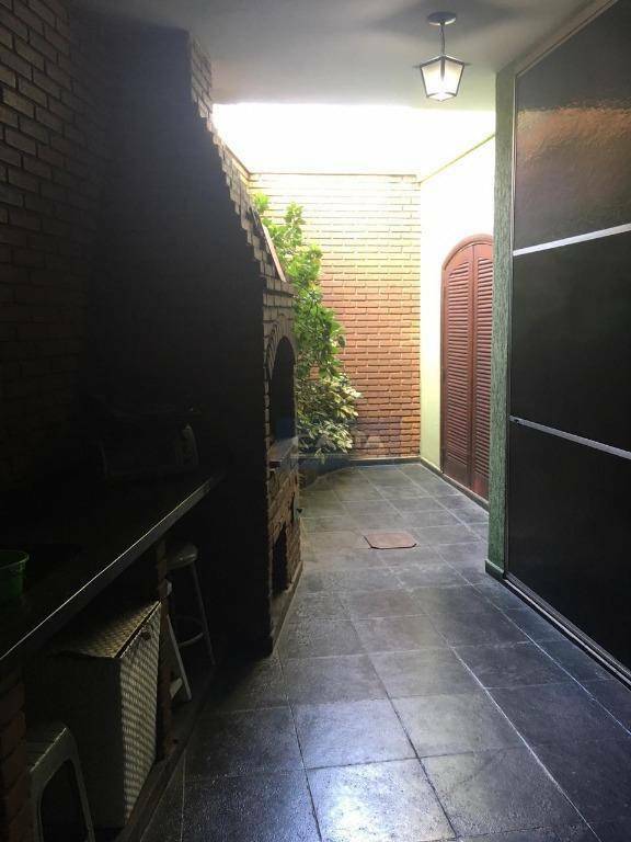 Sobrado à venda com 3 quartos, 210m² - Foto 8