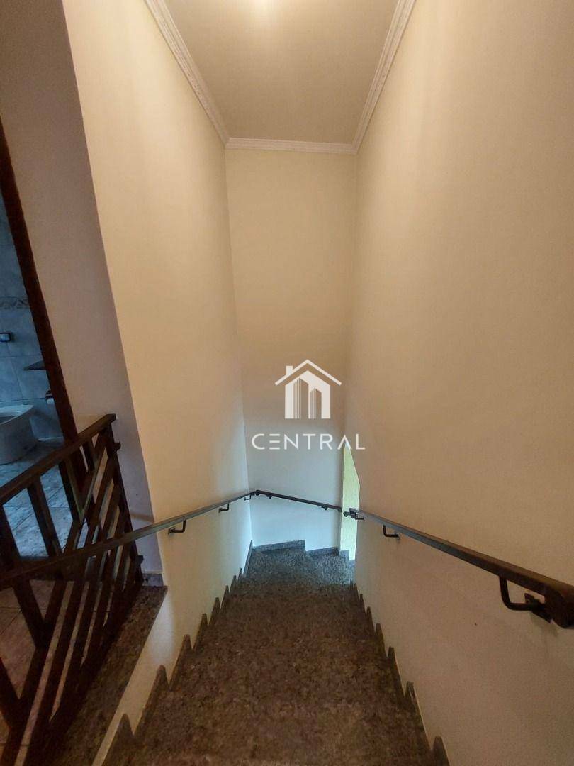 Sobrado à venda com 3 quartos, 310m² - Foto 22