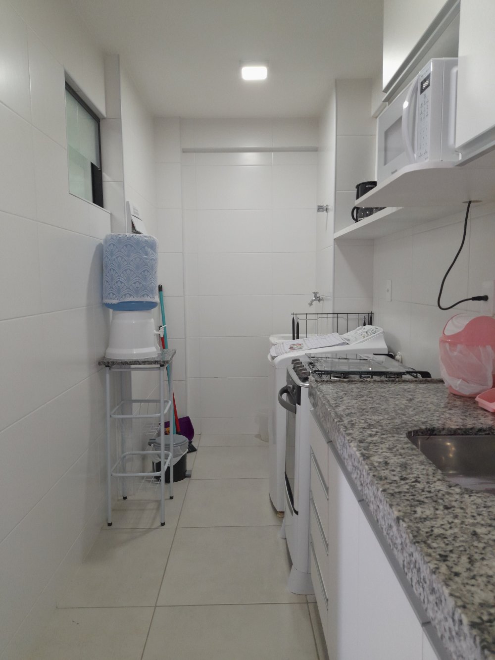 Apartamento para alugar com 1 quarto, 42m² - Foto 9