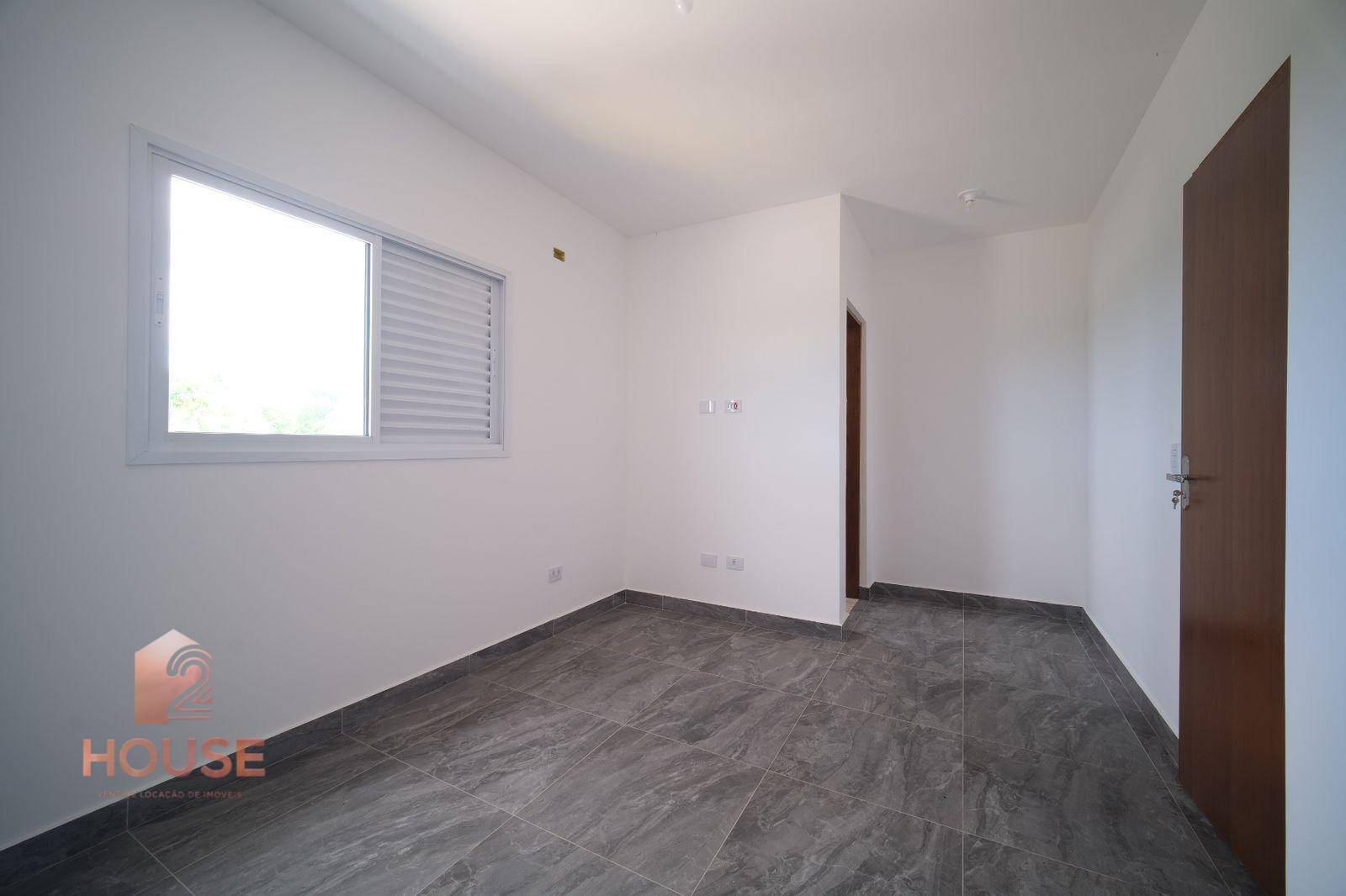 Casa de Condomínio para alugar com 3 quartos, 250m² - Foto 11