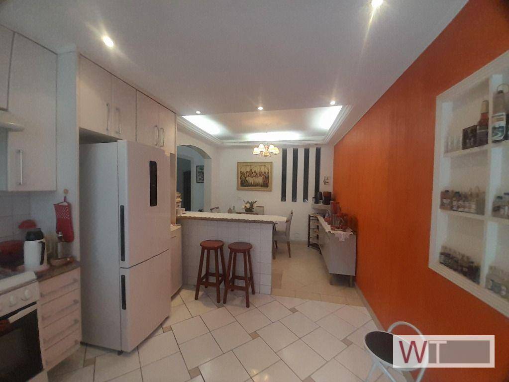 Casa à venda com 3 quartos, 100m² - Foto 17