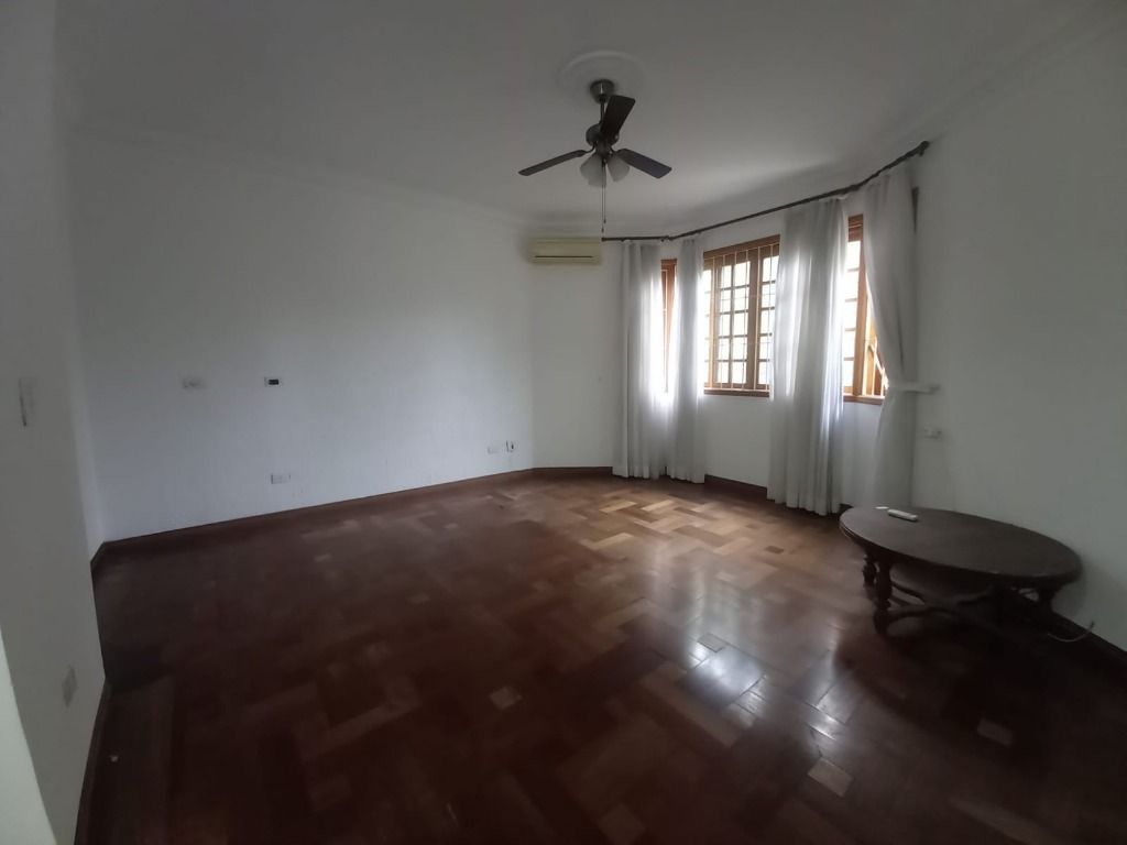 Casa à venda com 4 quartos, 386m² - Foto 14