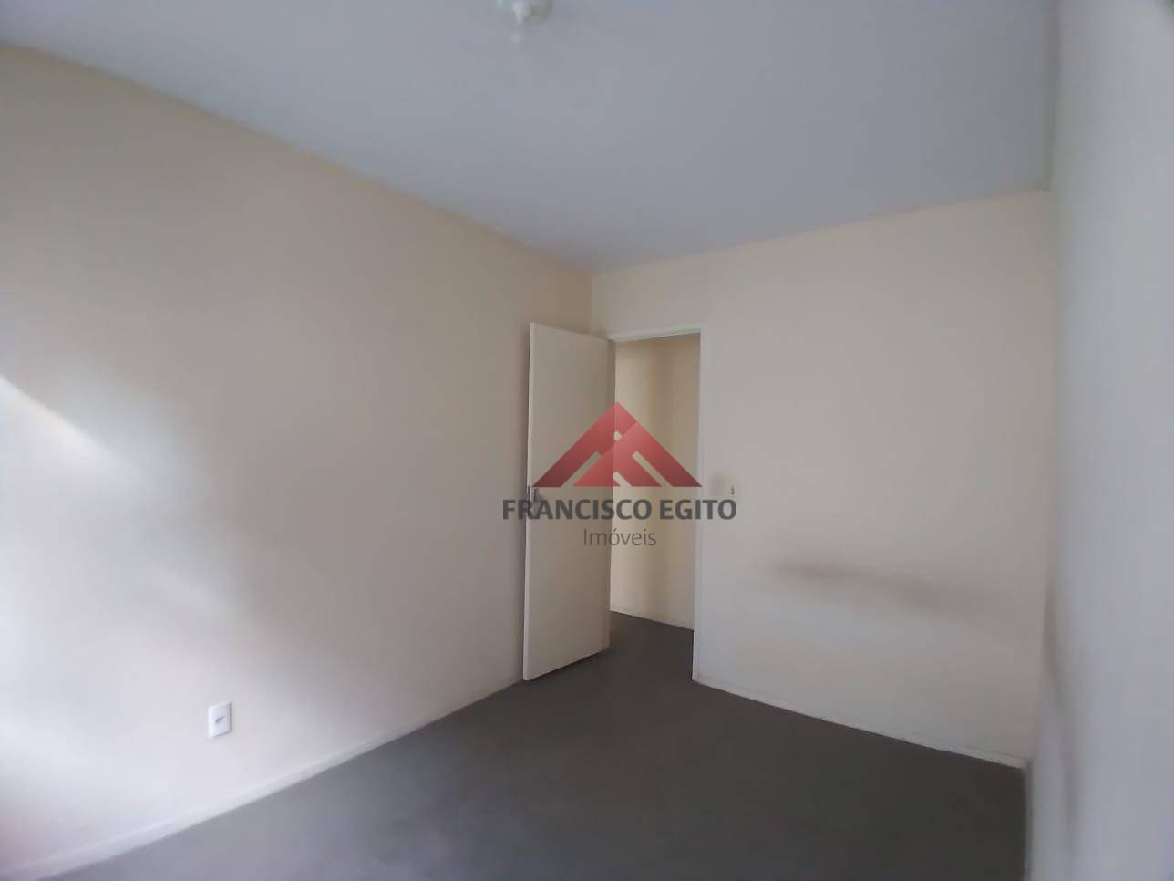 Apartamento à venda com 2 quartos, 57m² - Foto 5