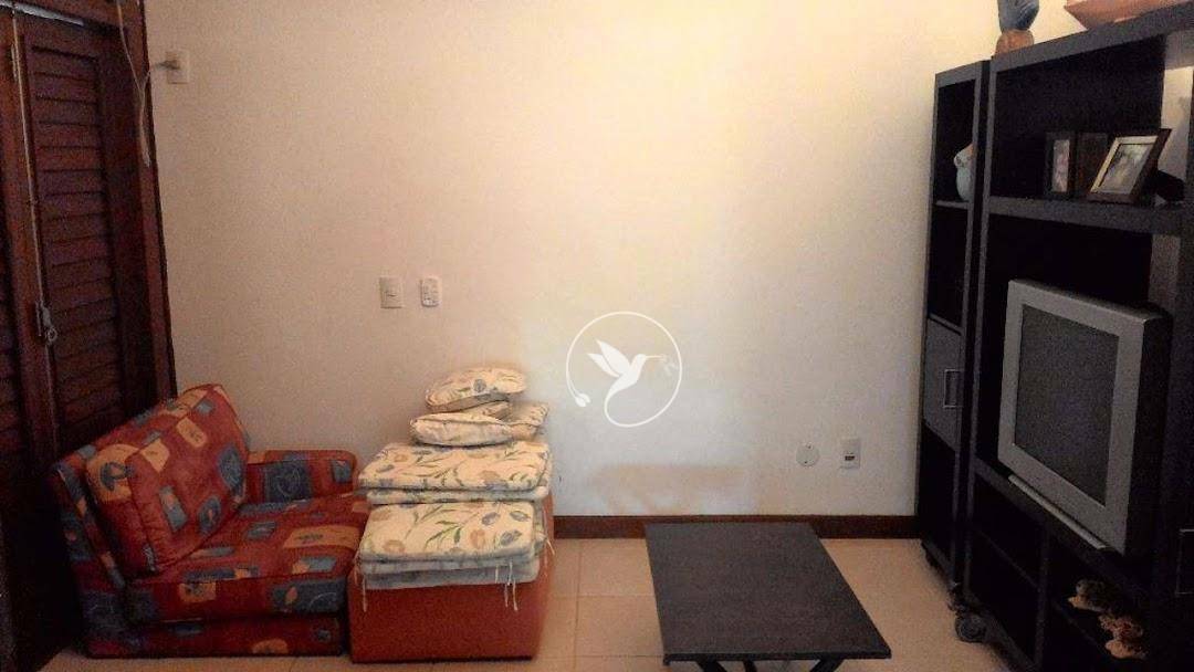 Casa de Condomínio à venda com 4 quartos, 200m² - Foto 5