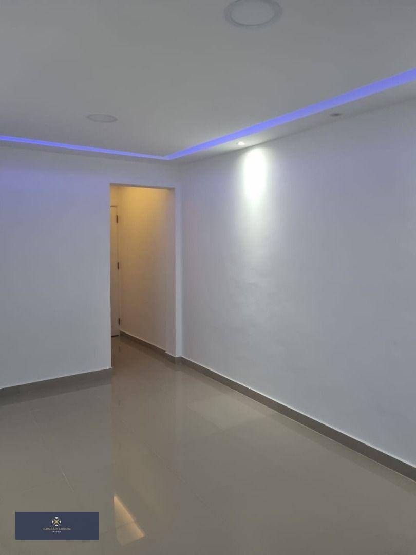 Apartamento à venda com 2 quartos, 50m² - Foto 11