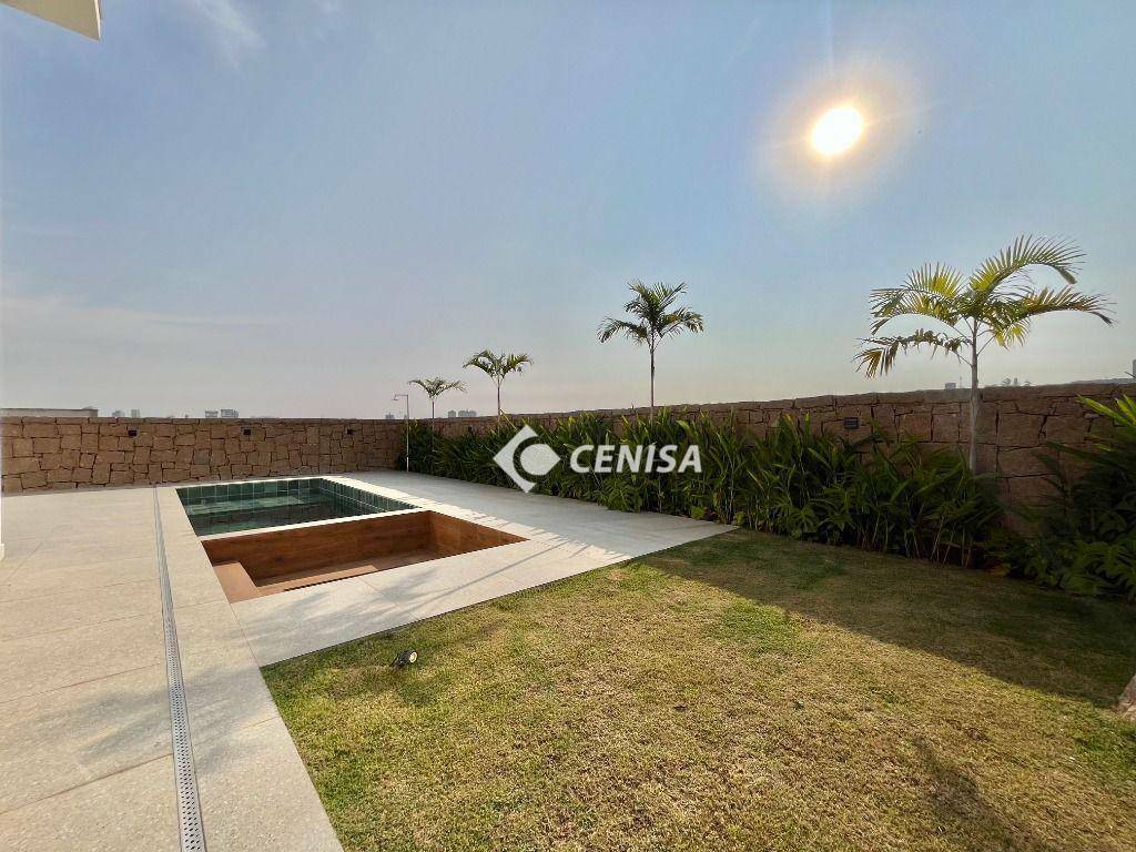 Casa de Condomínio à venda com 4 quartos, 330m² - Foto 17