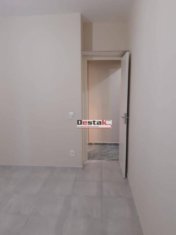 Apartamento à venda com 2 quartos, 73m² - Foto 3