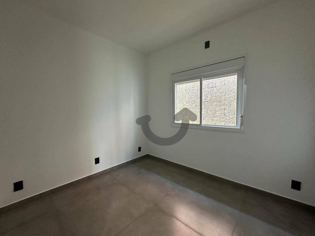 Casa à venda com 3 quartos, 123m² - Foto 14