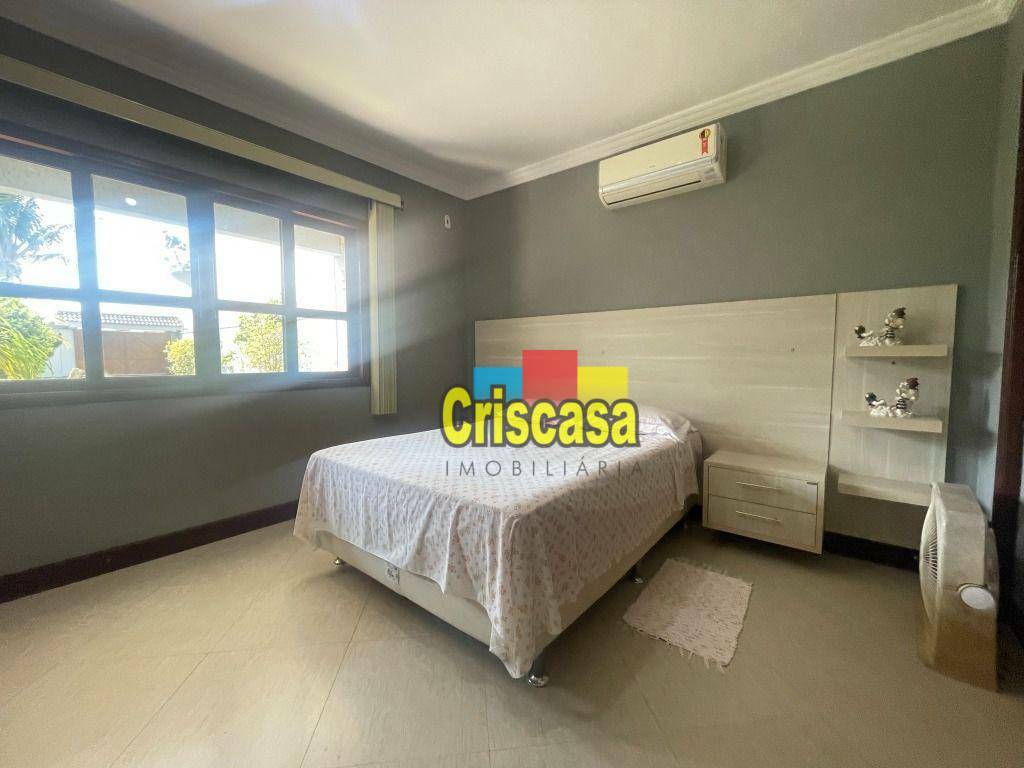 Casa à venda com 4 quartos, 340m² - Foto 15