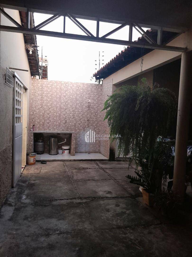 Casa à venda com 3 quartos, 200M2 - Foto 21