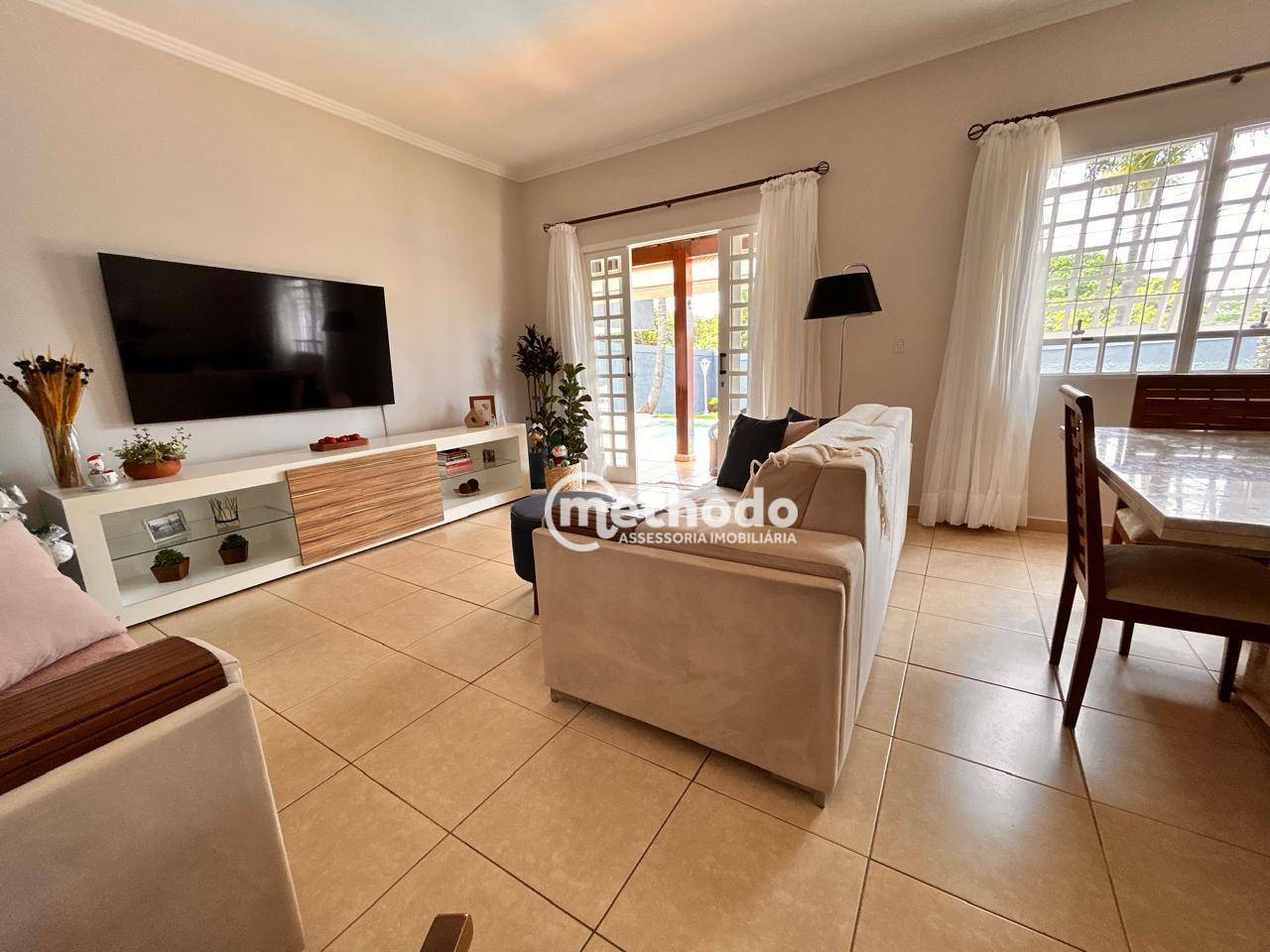 Casa à venda com 5 quartos, 263m² - Foto 17