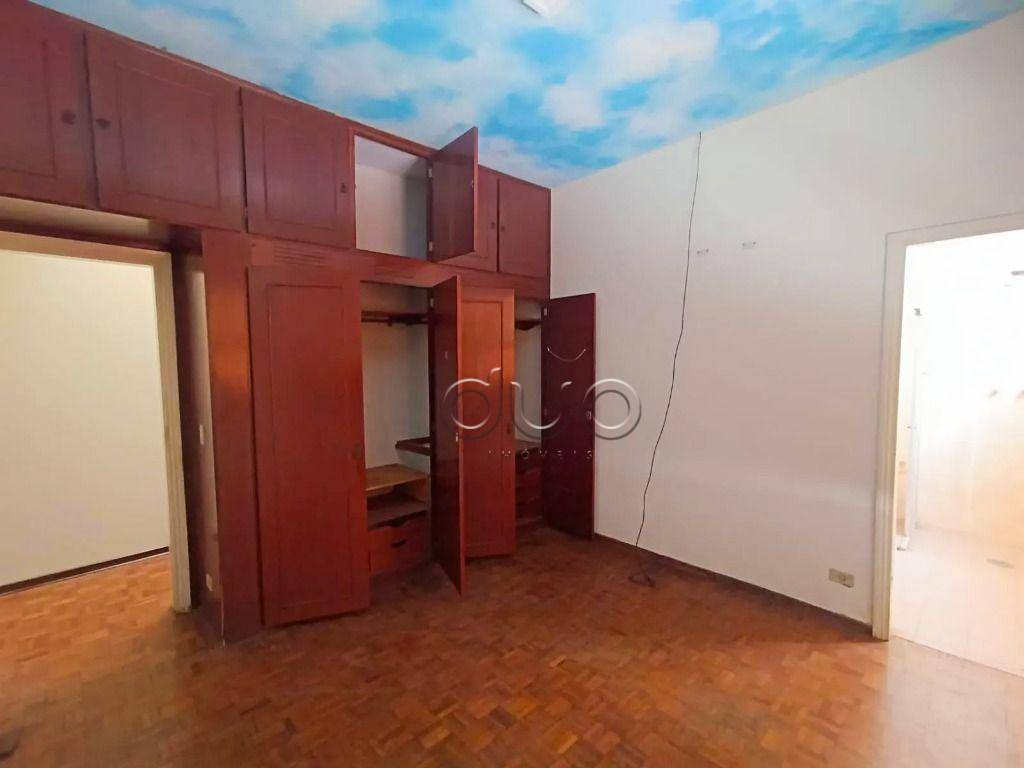 Casa à venda com 3 quartos, 232m² - Foto 12