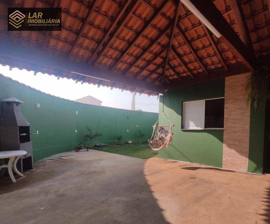 Casa à venda com 2 quartos, 150m² - Foto 3