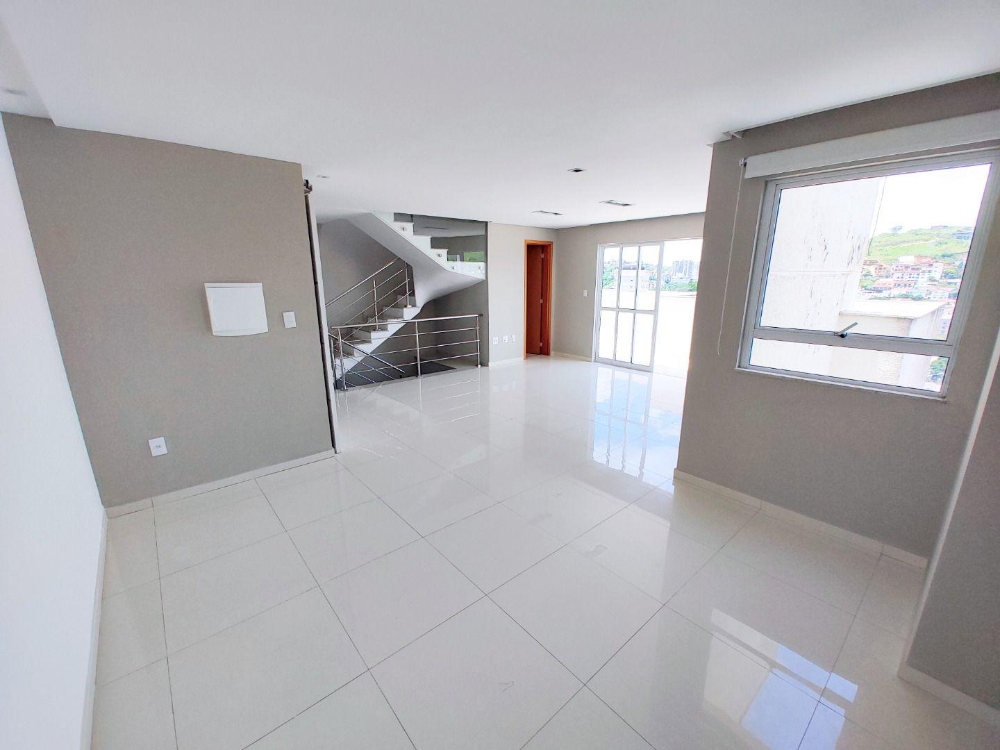 Cobertura à venda com 3 quartos, 240m² - Foto 4