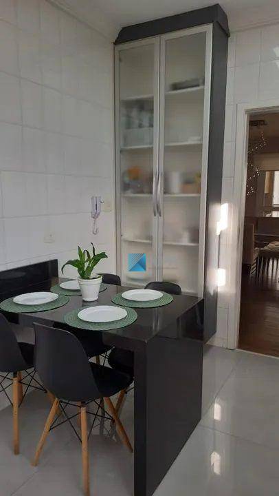 Apartamento à venda com 3 quartos, 142m² - Foto 18