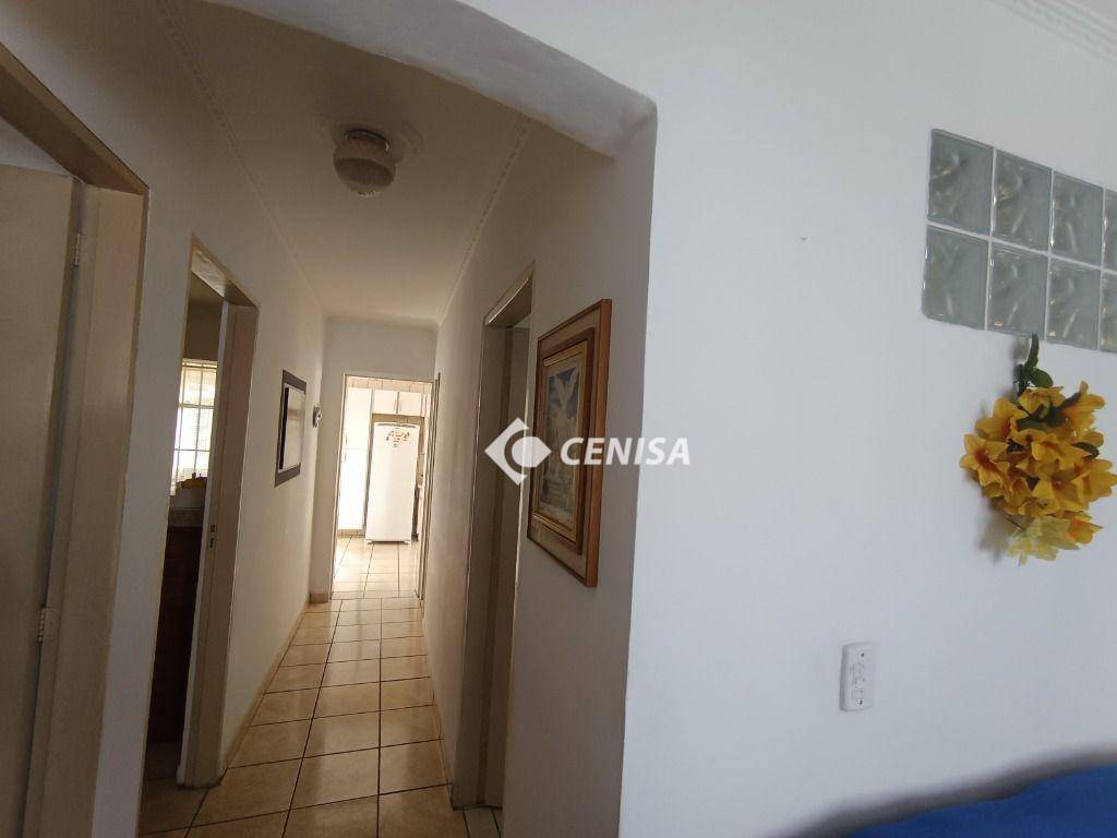 Casa à venda com 4 quartos, 220m² - Foto 16