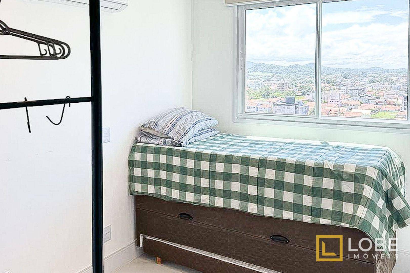 Apartamento à venda com 3 quartos, 137m² - Foto 12