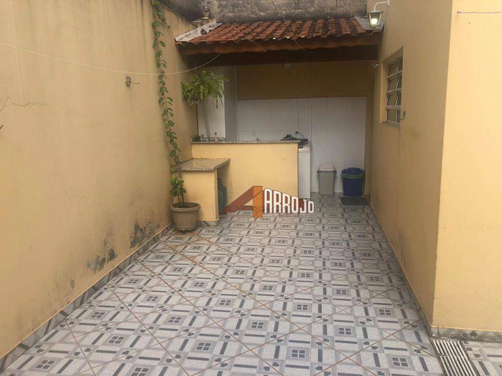 Sobrado à venda com 4 quartos, 132m² - Foto 24