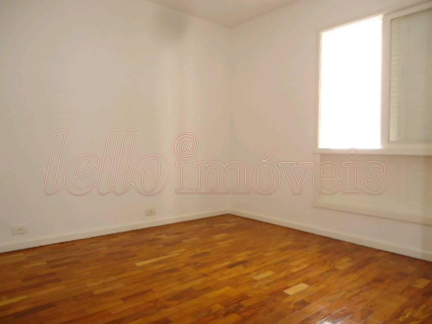 Apartamento para alugar com 3 quartos, 113m² - Foto 7