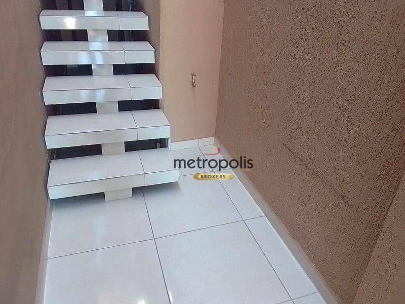 Sobrado à venda com 2 quartos, 135m² - Foto 18