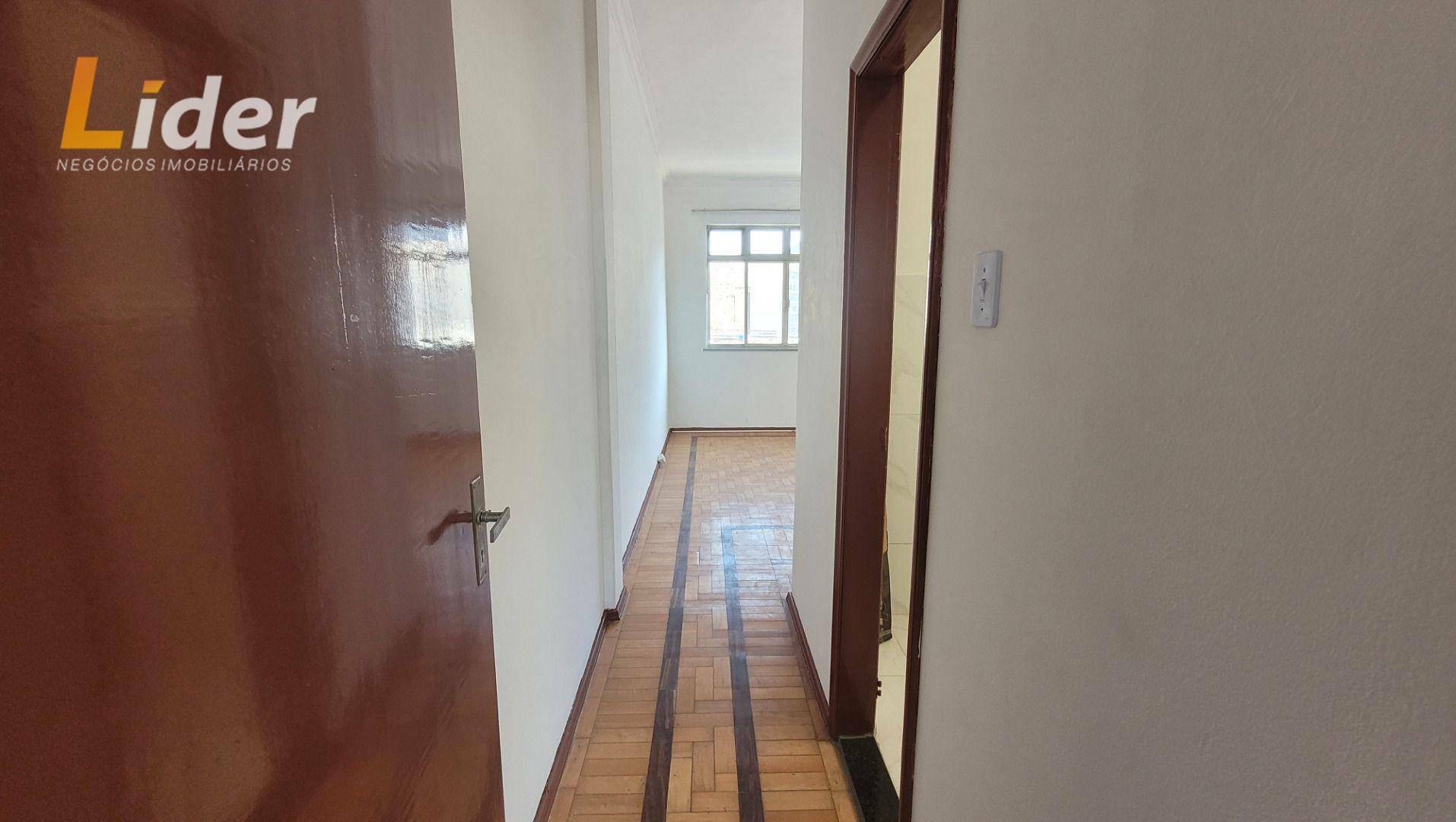 Apartamento à venda com 1 quarto, 40m² - Foto 3