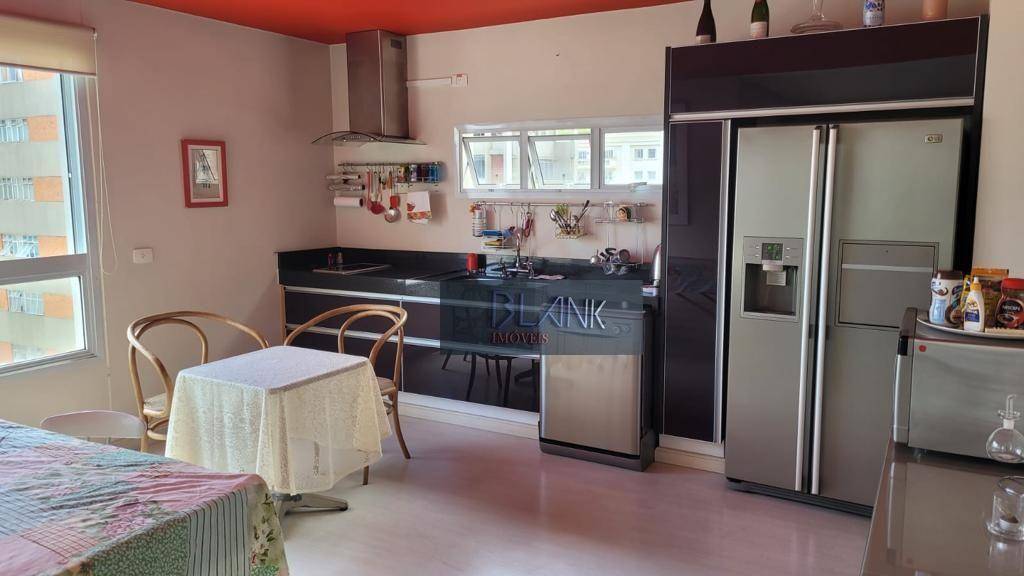 Apartamento à venda com 3 quartos, 147m² - Foto 19