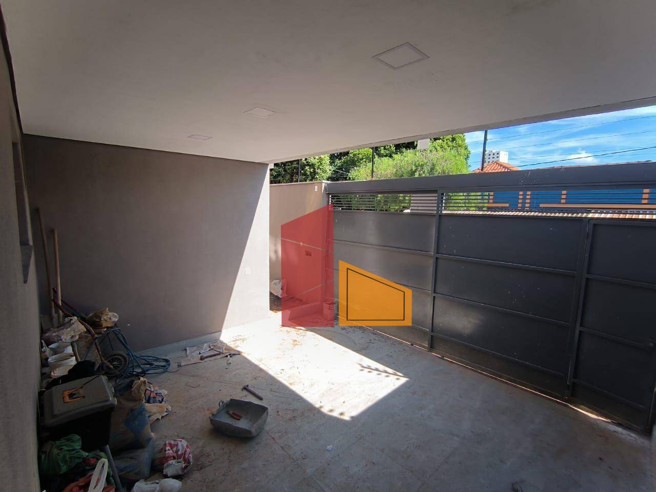 Casa à venda com 2 quartos, 120m² - Foto 2