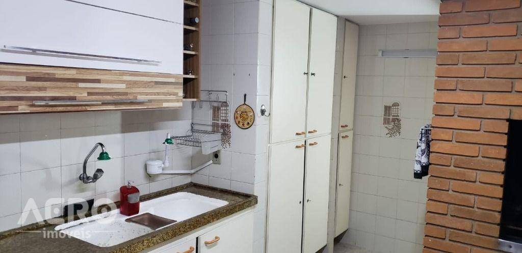 Casa à venda e aluguel com 3 quartos, 440m² - Foto 26
