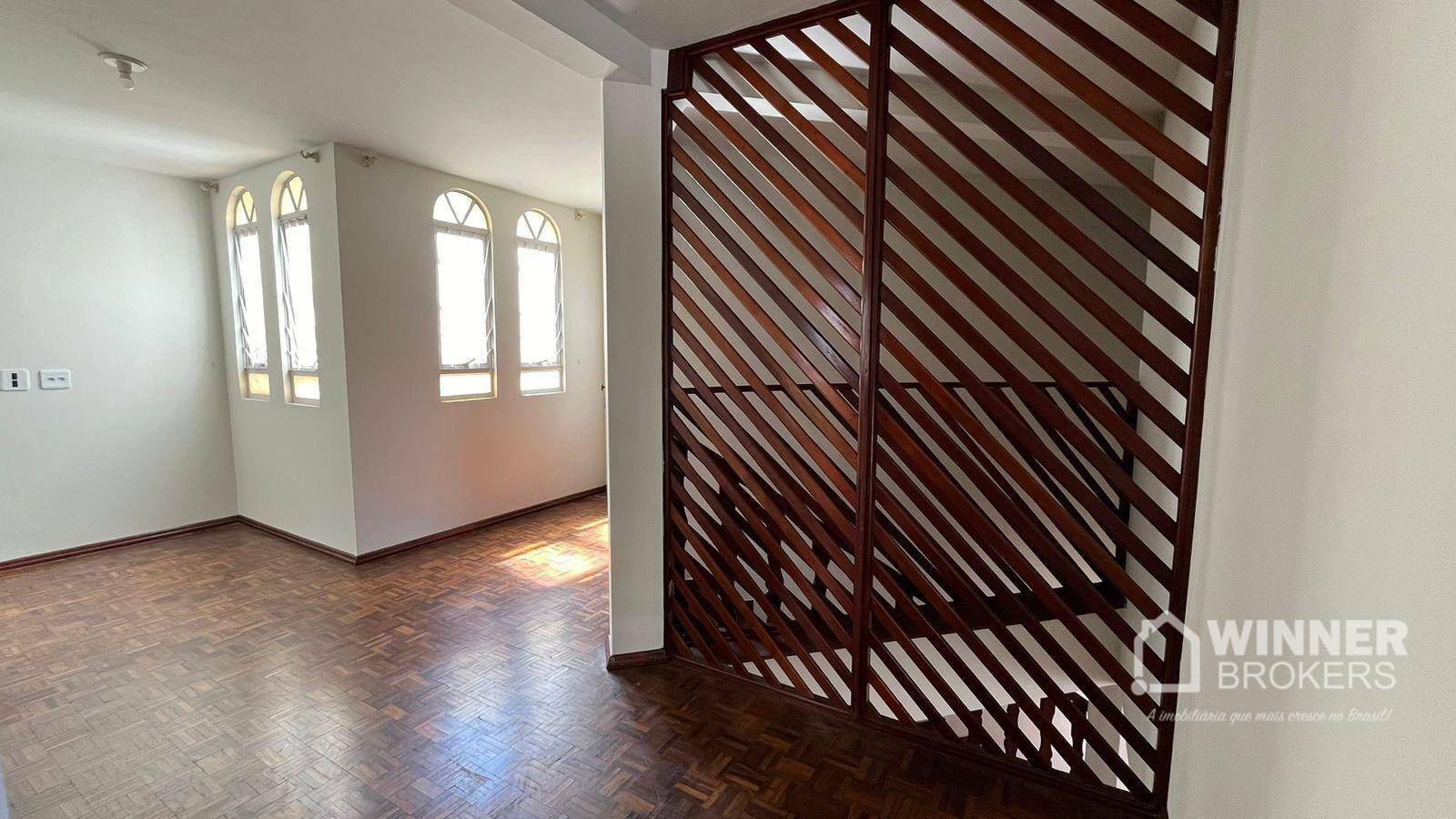 Sobrado à venda com 3 quartos, 244m² - Foto 14