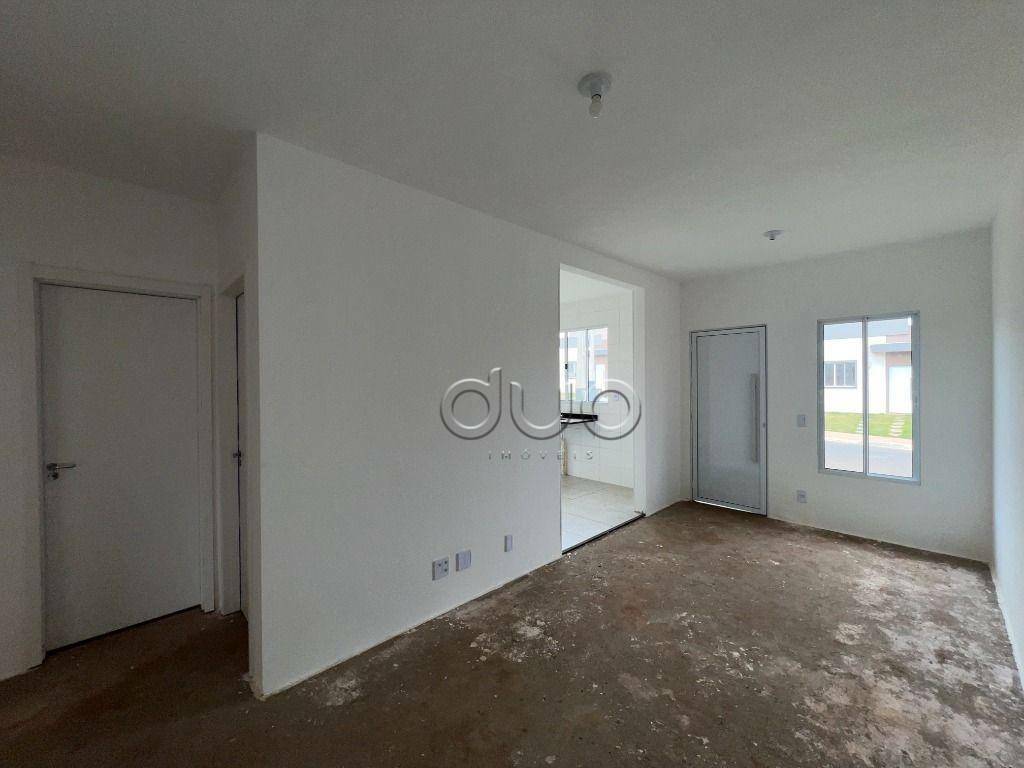 Casa de Condomínio à venda e aluguel com 3 quartos, 67m² - Foto 1