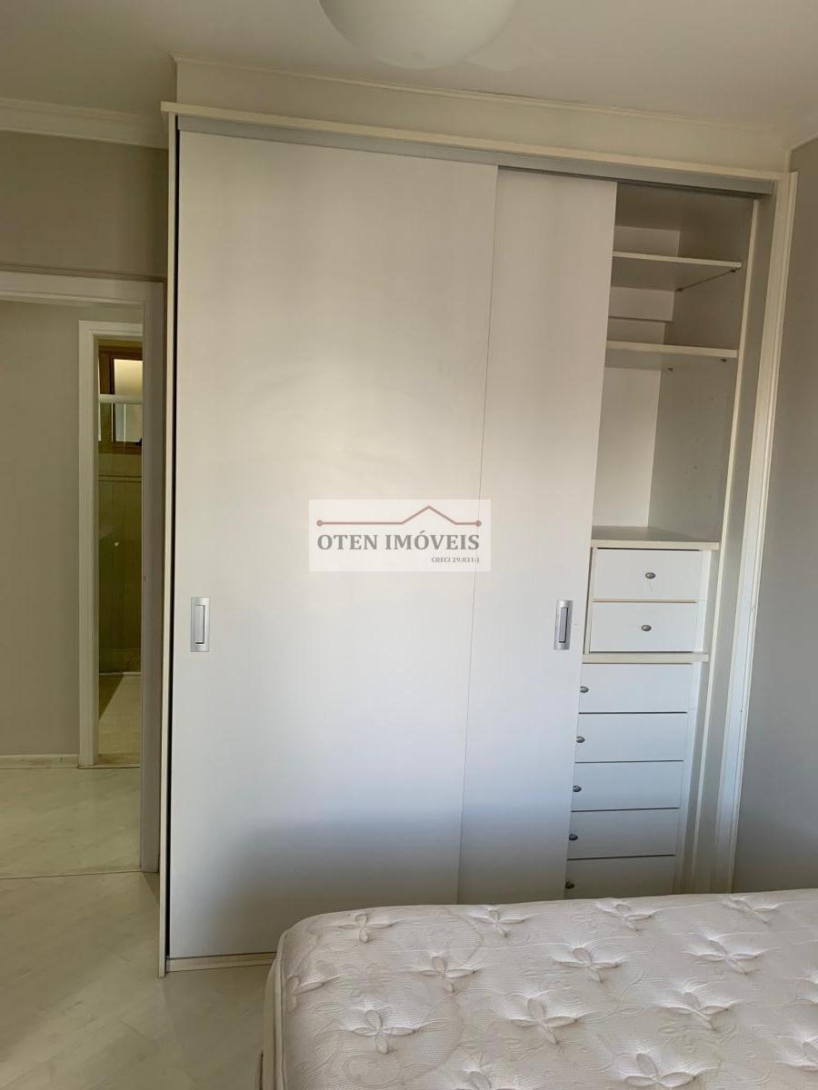 Cobertura à venda com 3 quartos, 240m² - Foto 18