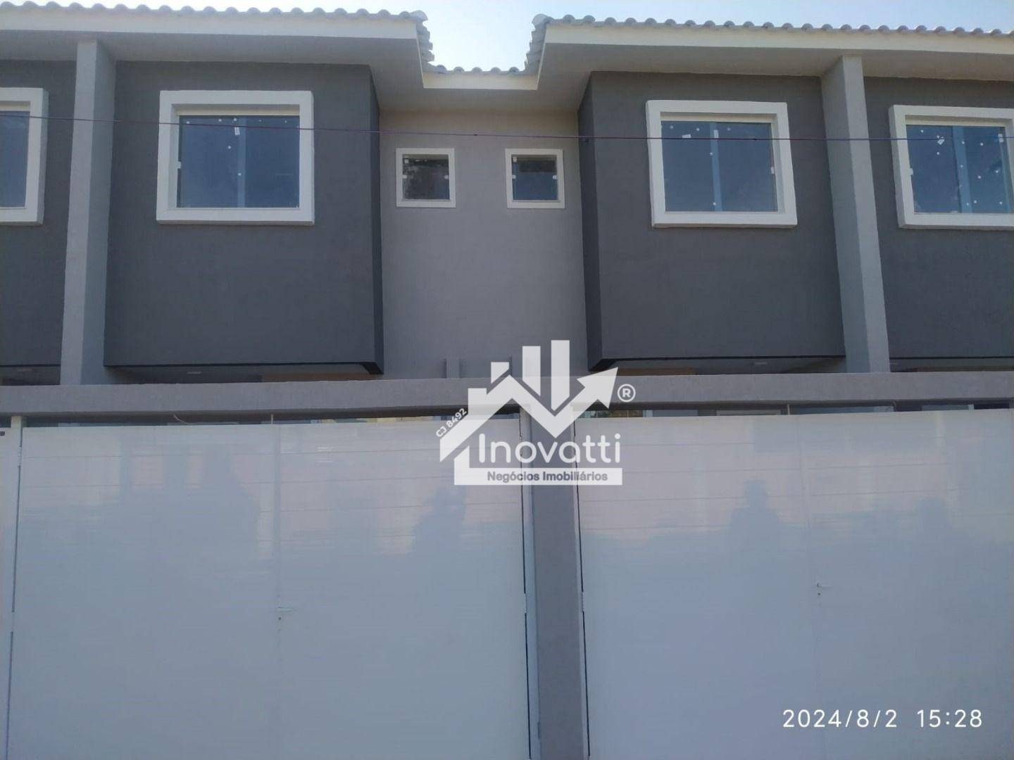 Casa à venda com 2 quartos, 70m² - Foto 13