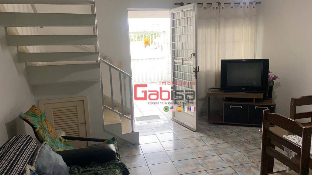 Casa à venda com 2 quartos, 69m² - Foto 3