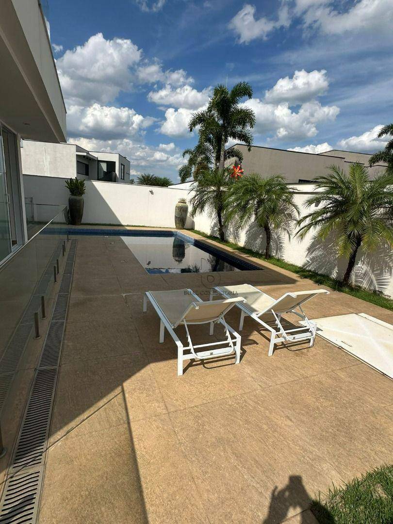 Casa de Condomínio para alugar com 5 quartos, 460m² - Foto 7