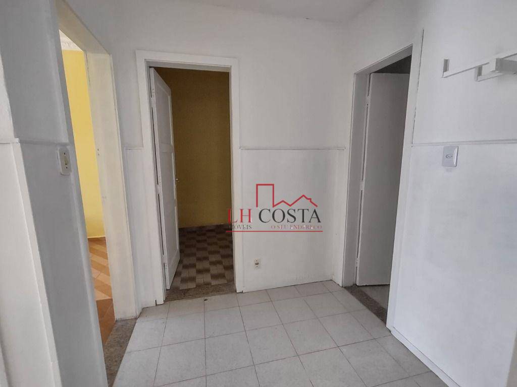 Apartamento à venda com 3 quartos, 80m² - Foto 4